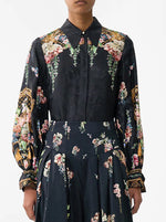Curved Collar Blouse - Noble Endeavours