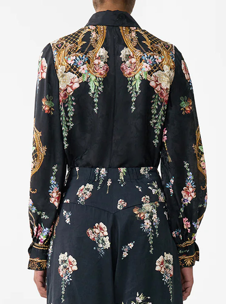 Curved Collar Blouse - Noble Endeavours