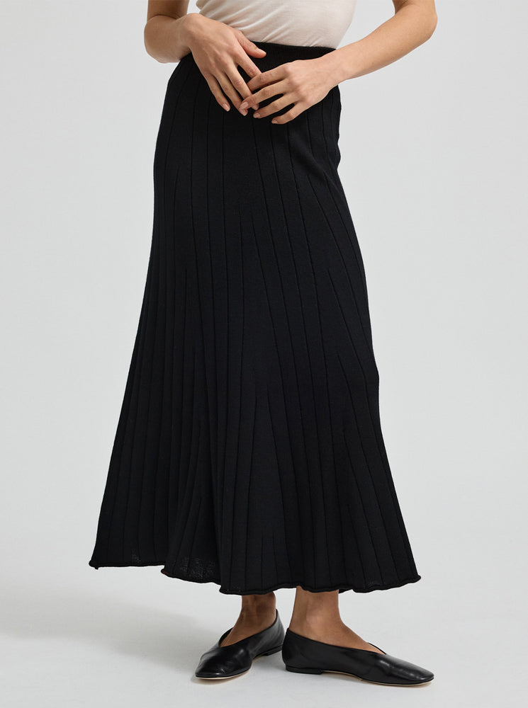 Fine Rib Skirt - Black