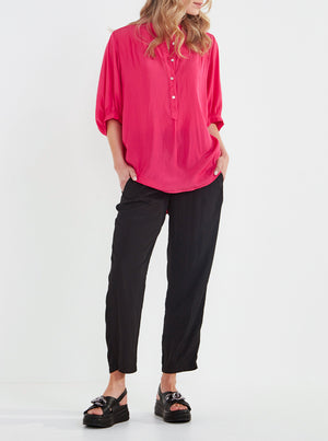 
            
                Load image into Gallery viewer, Rotate Shirt - Fuchsia
            
        