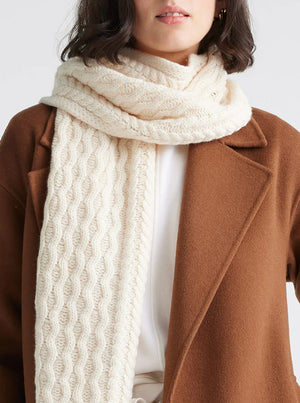 Honeycomb Cable Scarf - Butter Milk
