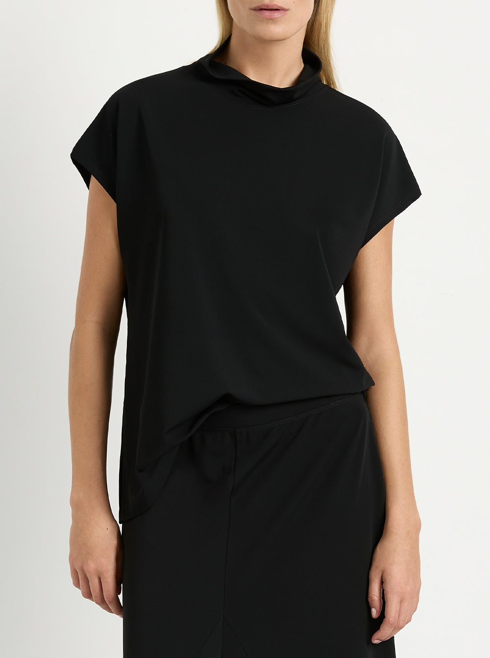 Powder Knit Funnel Shell - Black – HEM Store