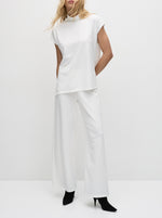 Powder Knit Funnel Shell - Cream