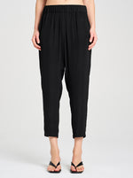Soft Capri - Black