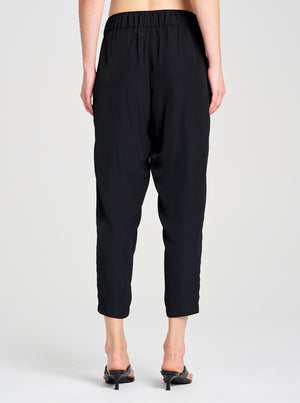 Soft Capri - Black