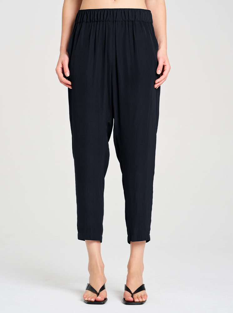 Soft Capri - Navy