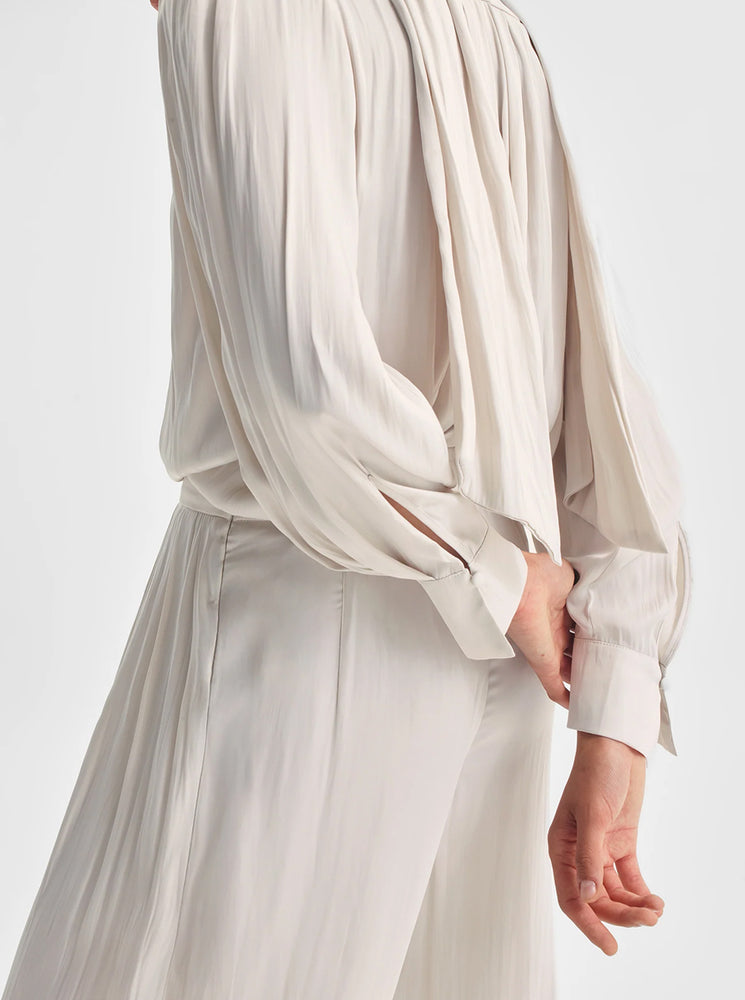 Lena V-Neck Top - Nougat