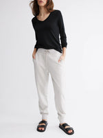 V Neck - Black