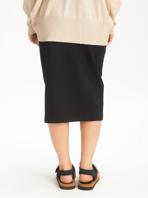 
            
                Load image into Gallery viewer, Pencil Skirt - Black
            
        