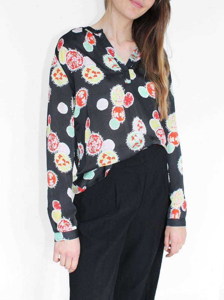 Sandy Open Shirt - Floral Attack Multi on Black Print